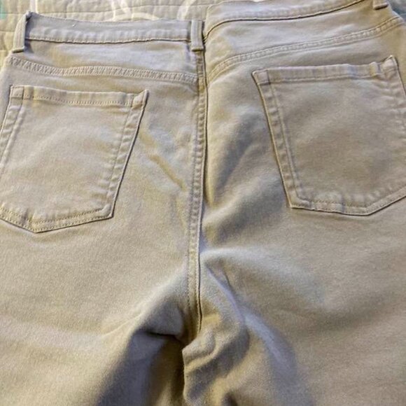 Gloria Vanderbilt Jeans - Picture 6 of 9